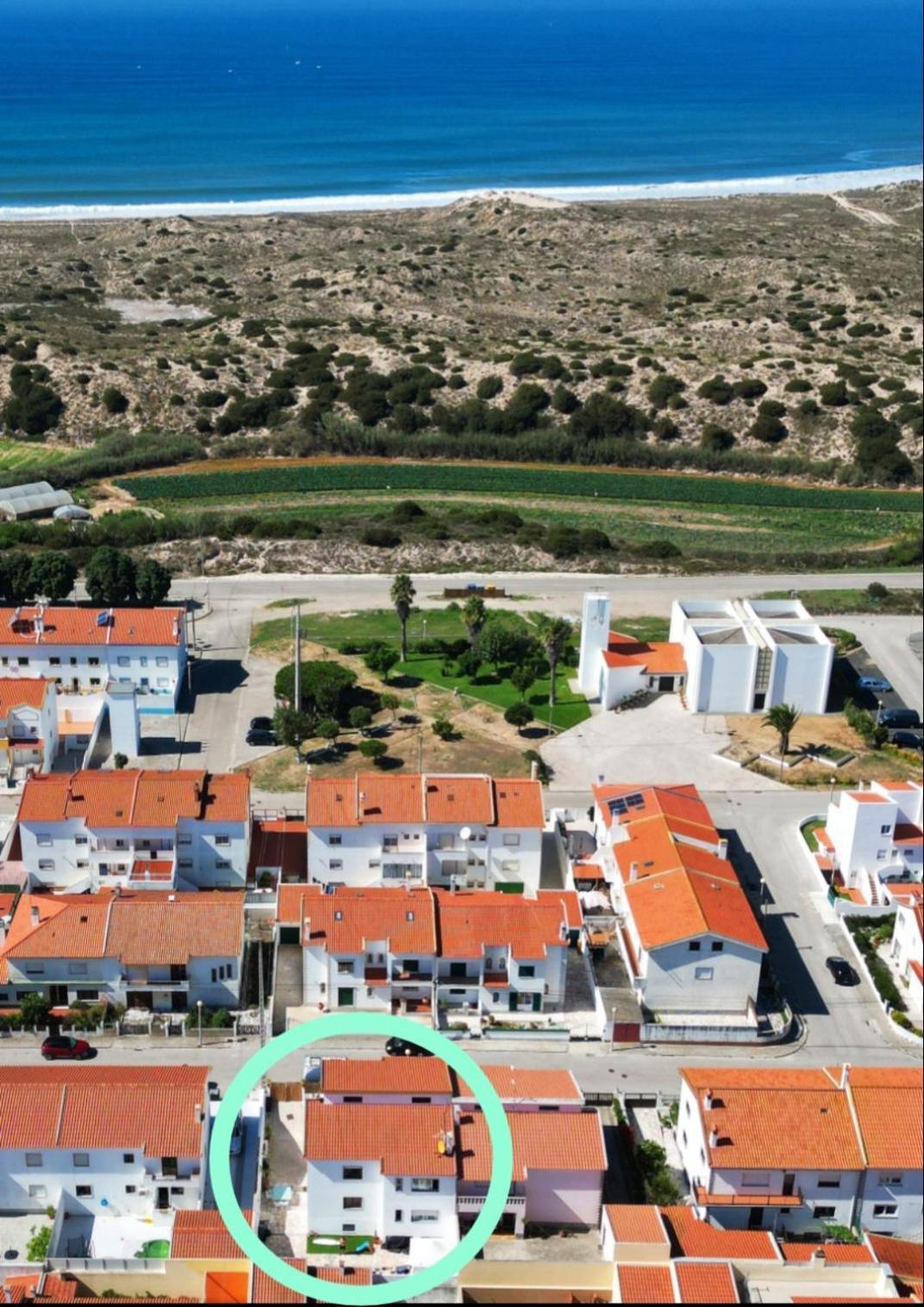 Bed and Breakfast Supertubos House Peniche Atouguia Da Baleia Zewnętrze zdjęcie
